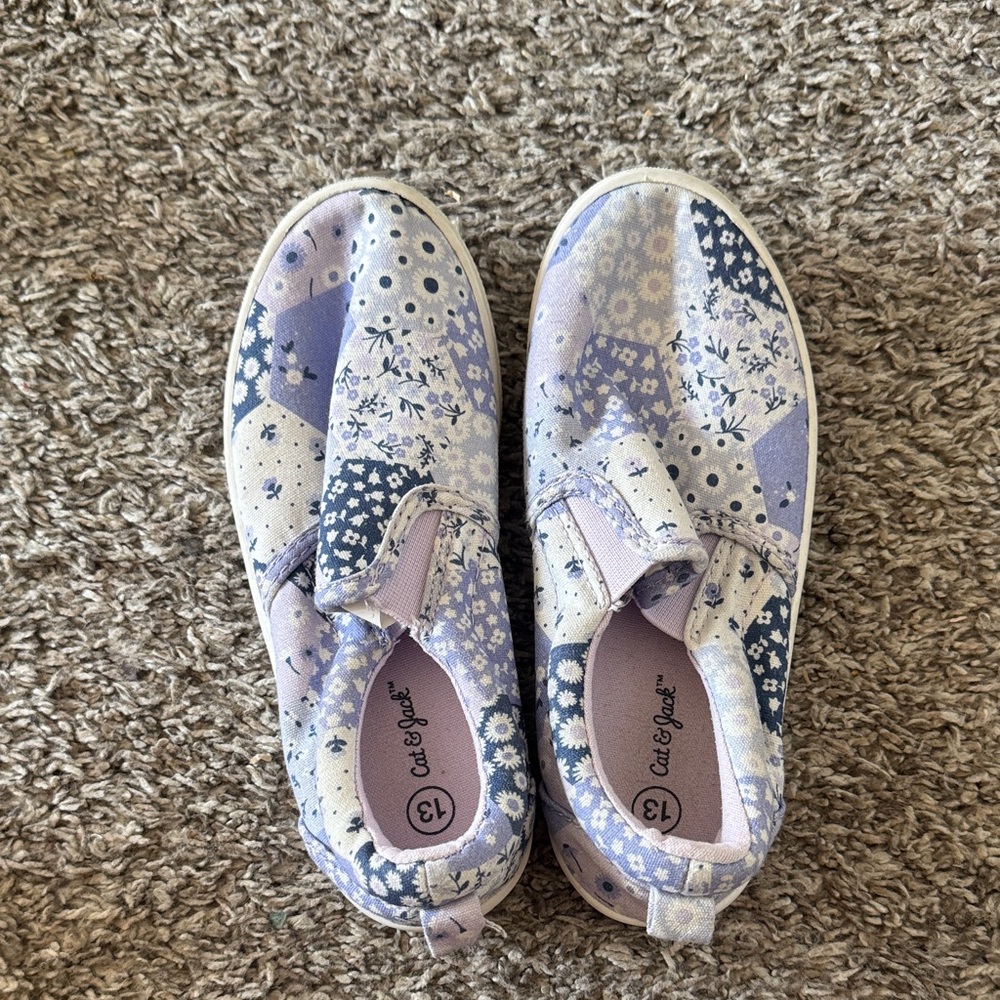 Cat & Jack Kids Patchwork Floral Sneakers - Lavender and White